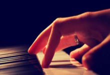 168配资网站:长沙配资平台-A股三大指数回调：沪指跌0.45% 银行股逆市走强